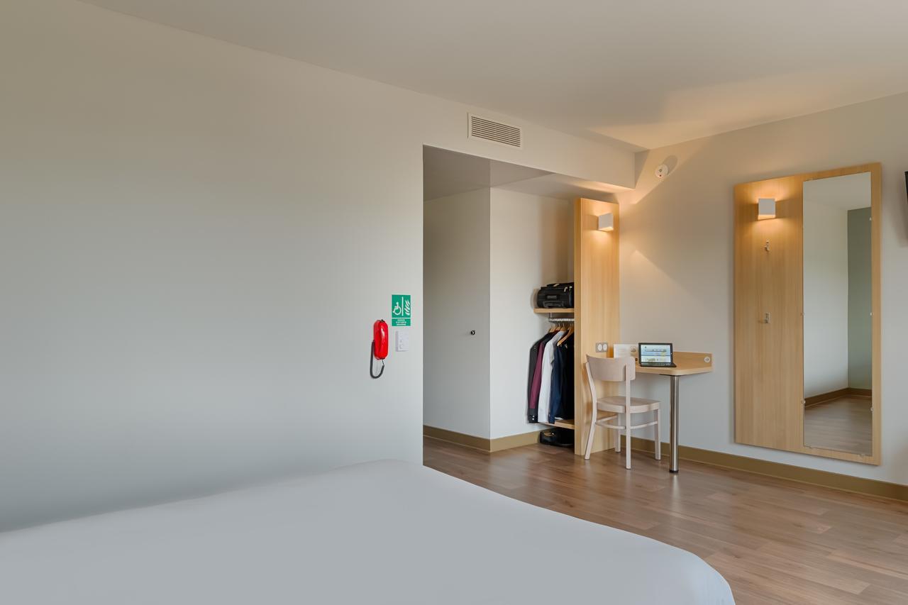 B&B Hotel Marseille La Valentine St Menet Екстериор снимка